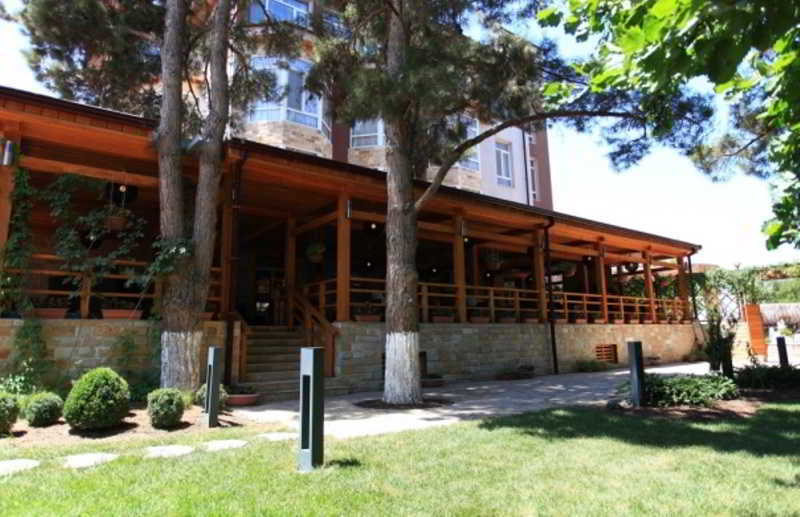 Grand M Hotel Navoi Esterno foto
