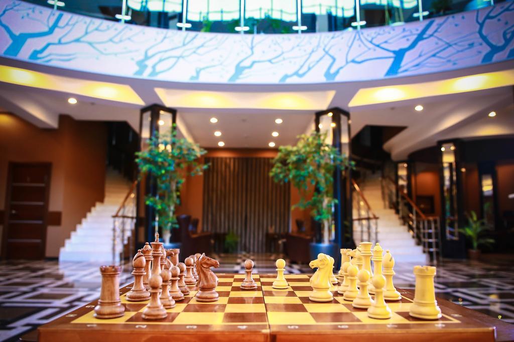 Grand M Hotel Navoi Esterno foto